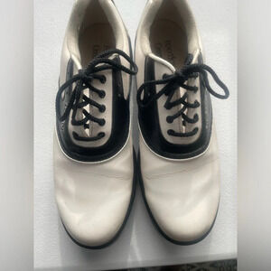 Men’s Footjoy 9.5‎ golf shoe